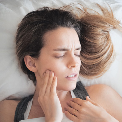 How to Relieve Toothache at Night and Get More Sleep